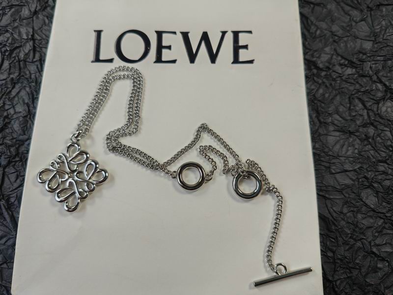 Loewe necklace 05lyx20 (8)